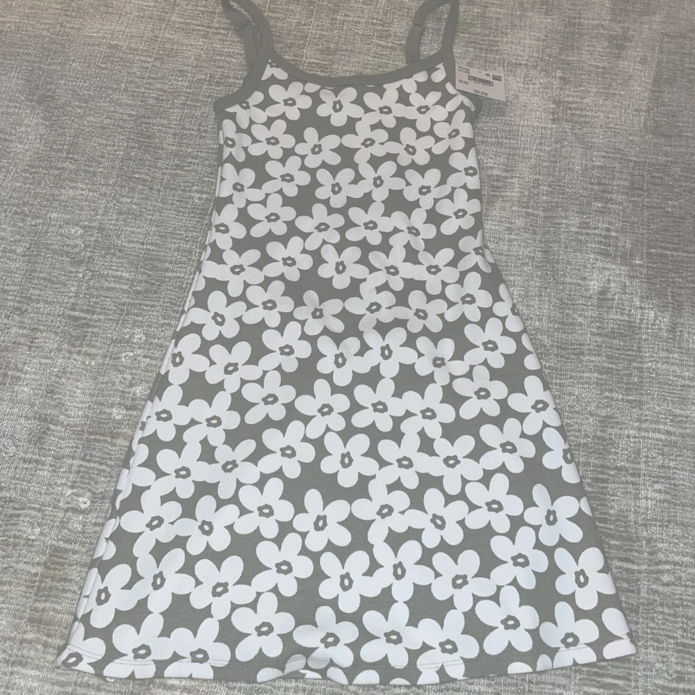 AE x TSITP Belly Flower Dress 🤗🤗unworn w/ tags and so flattering !